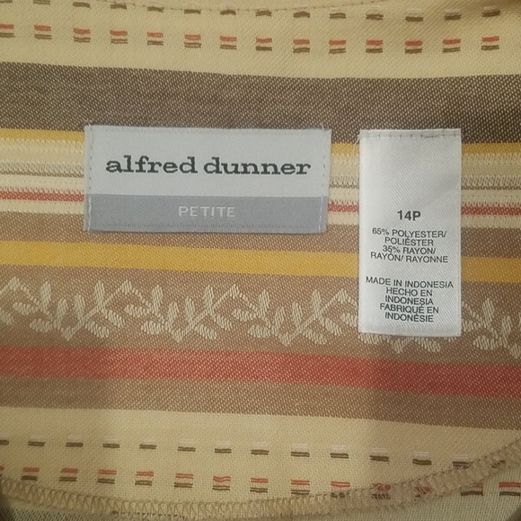 Alfred Dunner Button Down Short Sleeve Blouse 14P - Picture 5 of 5